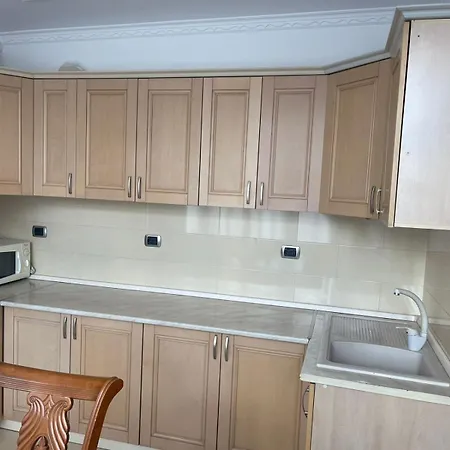 Lindita Apartment *